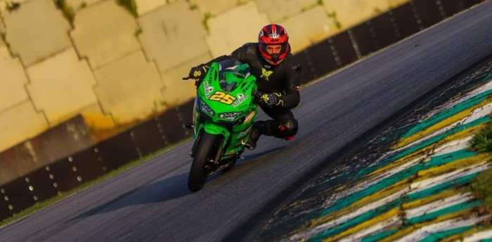 Passarino logró otra pole en el Superbike Brasil