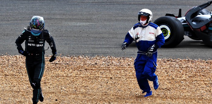 Russell y su gran gesto luego del accidente de Zhou en Silverstone