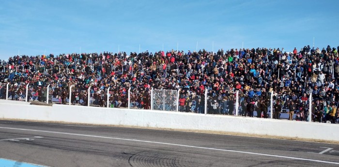 El público acompañó al TC2000 en Córdoba