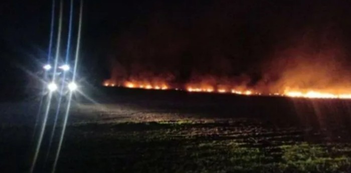 Voraz incendio intencional en el autódromo de Rosario