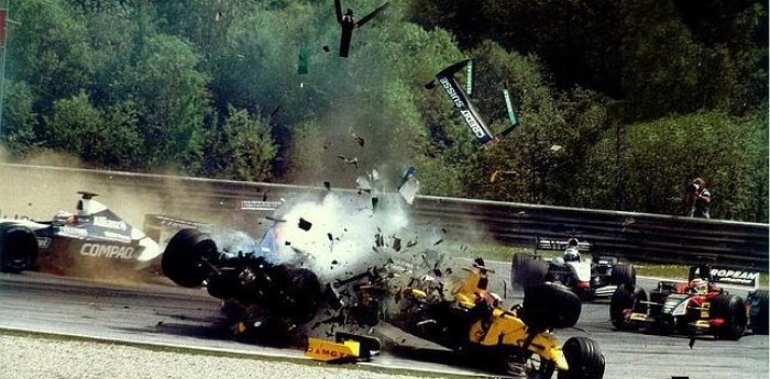 VIDEO: 20 años de un accidente impresionante de la F1 en Austria