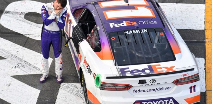 Nascar: excluyeron al ganador Hamlin