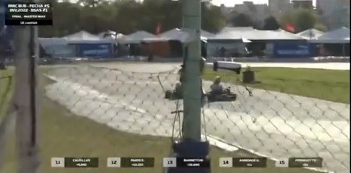 VIDEO: escándalo en el karting: esperó a su rival y lo sacó de pista para que no sea campeón