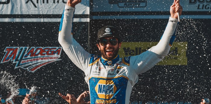 VIDEO: NASCAR: Chase Elliott ganó y pasó a la Ronda de 8