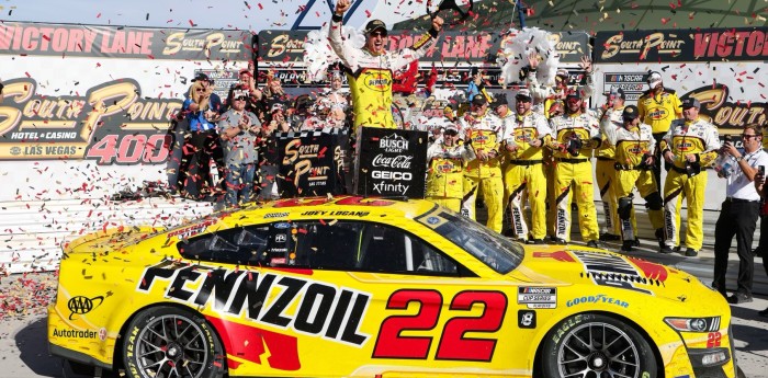 NASCAR: Joey Logano se metió en el Championship 4