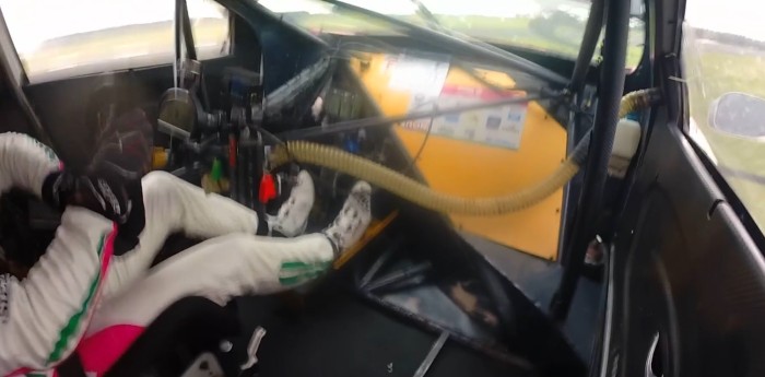 VIDEO: TC2000: el despiste de Pernía mientras lideraba la final desde adentro