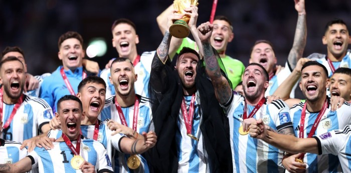 VIDEO: ¡insólito! un piloto argentino festejó la Copa del Mundo en pleno vuelo