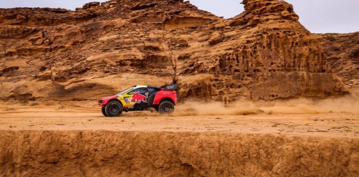 Sébastien Loeb festejó en la cuarta etapa del Dakar 2023