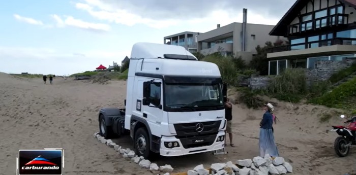 Mercedes-Benz Camiones y Buses, con presencia en la Costa