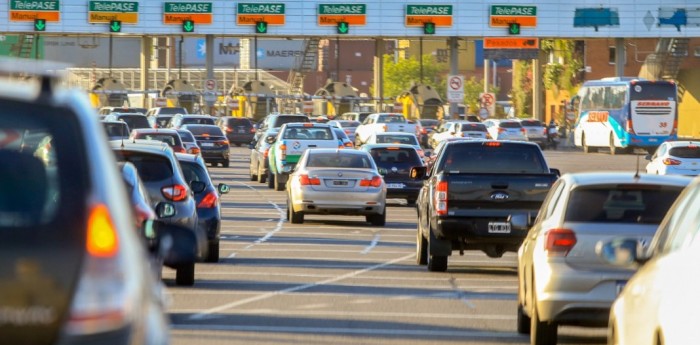 ¿Cómo sigue el tránsito en el Acceso Oeste tras el derrame de sustancias tóxicas?