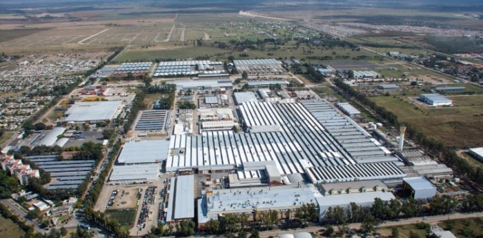 Renault celebra el 68° aniversario de la planta de Santa Isabel