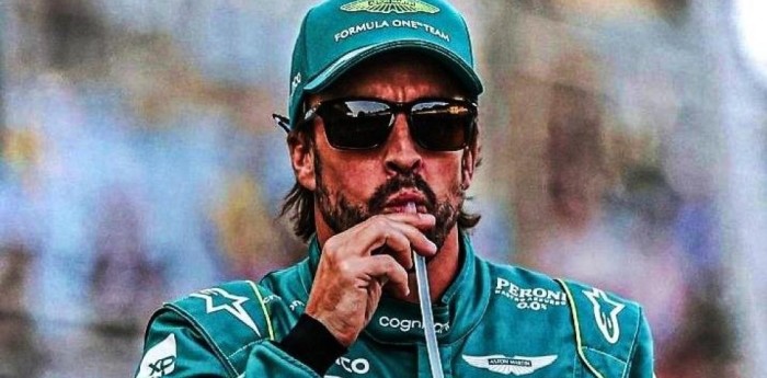 F1: Alonso: "Luego de 35 vueltas, aparentemente no tuvieron tiempo de pensar en la sanción"