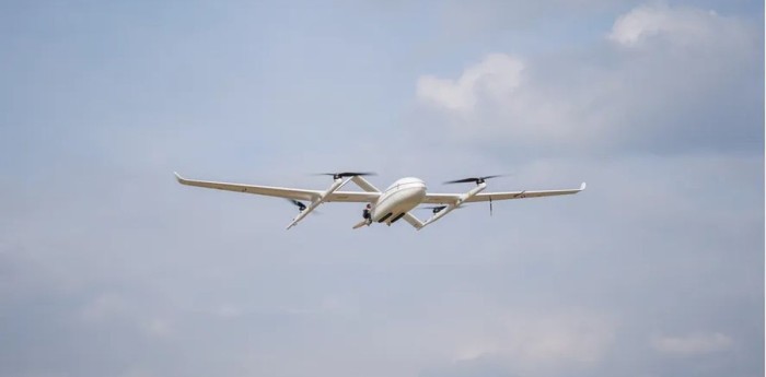 Debut y despedida: el millonario drone que compró Berni se estrelló en la prueba, así quedó