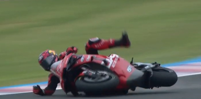 MotoGP: dura caída de Augusto Fernández en la curva 1 de Termas