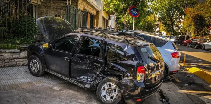 IMÁGENES SENSIBLES: un conductor con alcohol y cocaína chocó una camioneta, murieron dos personas