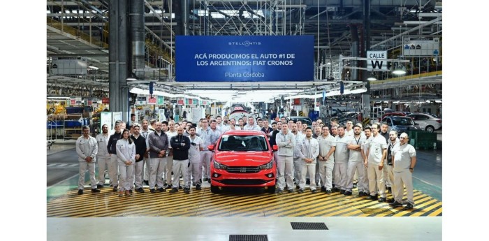 Fiat llegó a la producción del Cronos N° 300.000
