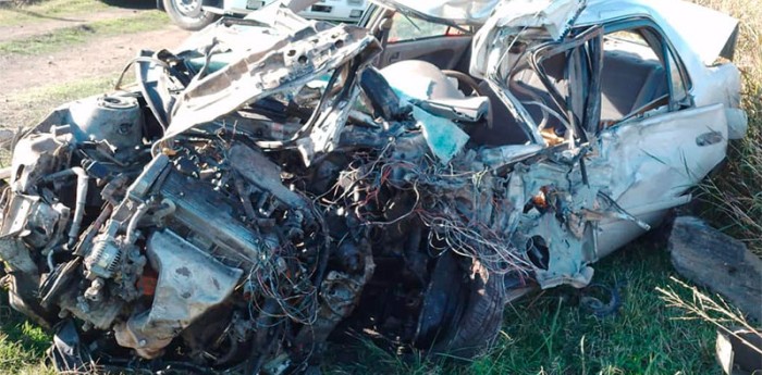 Tragedia en Entre Ríos: una joven falleció tras un choque entre un auto y un camión