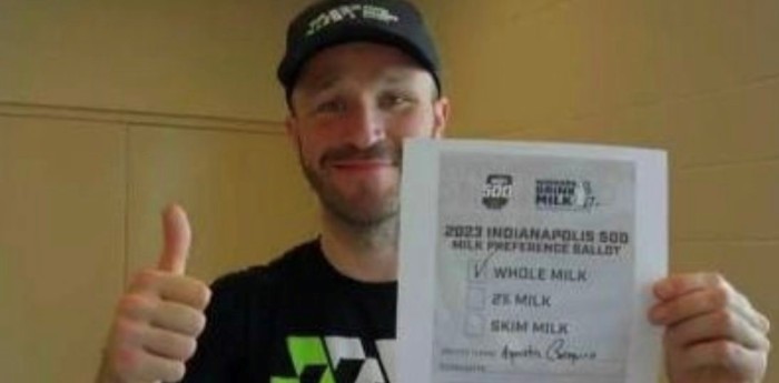 Indy 500: Los pilotos eligieron la leche