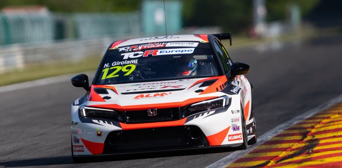 TCR World Tour: Néstor Girolami completó su participación en Spa-Francorchamps