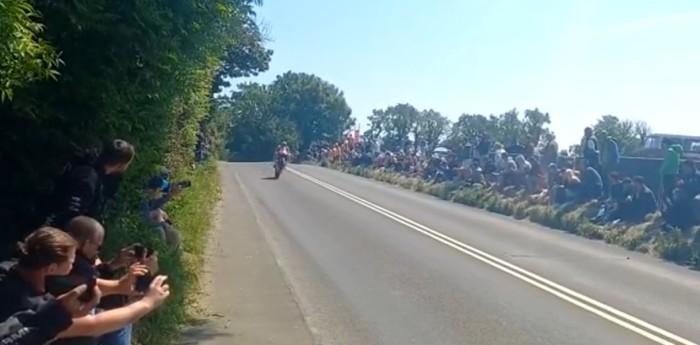 ¡Increíble! Así es una carrera en la peligrosísima Isla de Man