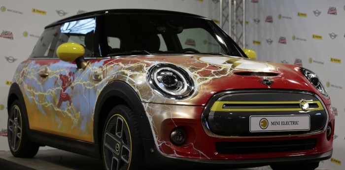 El homenaje del Mini Eléctrico a Flash