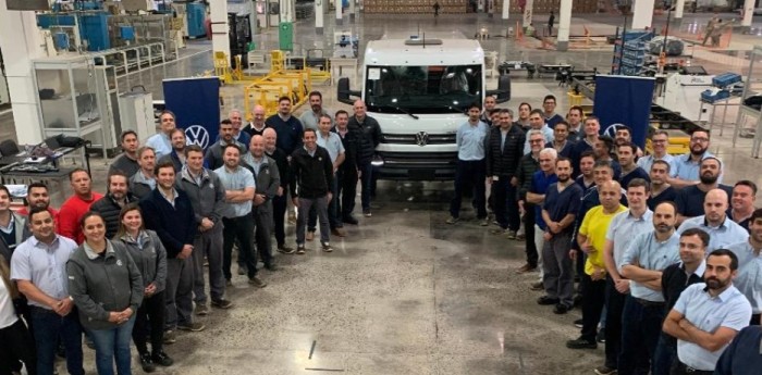Ensamblaron el primer camión Volkswagen en el Centro Industrial Córdoba