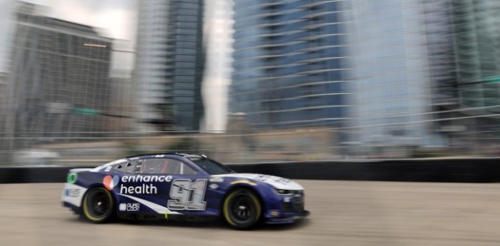 NASCAR en Chicago: Ganó el invitado