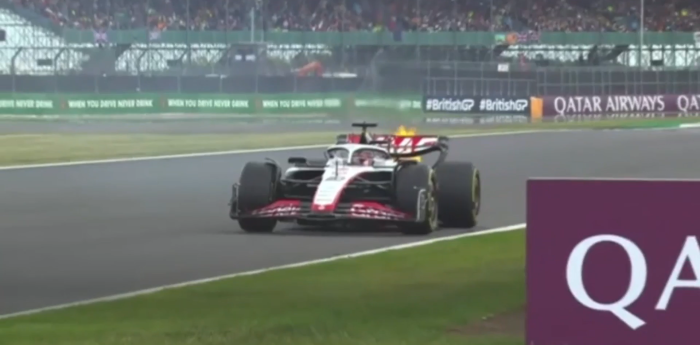 F1: fuego en el Haas de Magnussen durante el GP de Silverstone