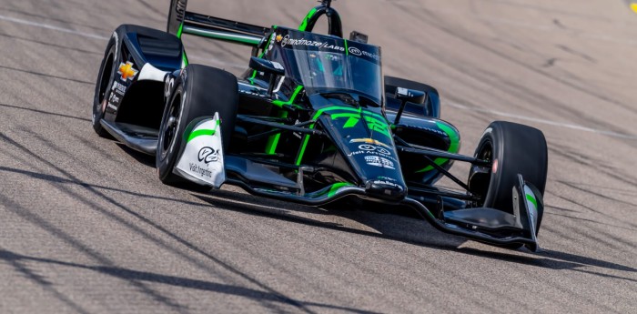 IndyCar: Canapino logró un meritorio puesto 16 en la primera carrera de Iowa