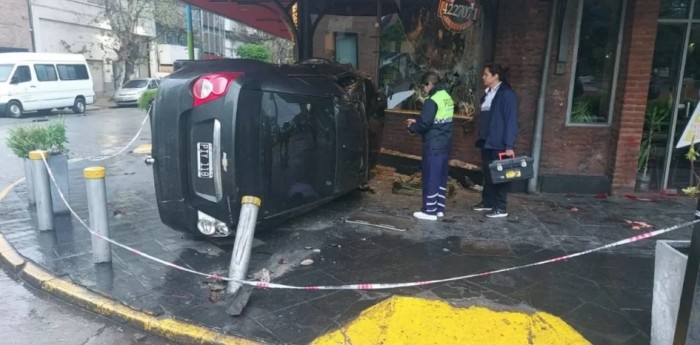 Murió un hombre en Tucumán luego de chocar contra una pizzería