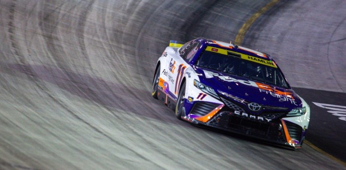 Nascar: Denny Hamlin se quedó con la victoria en Bristol