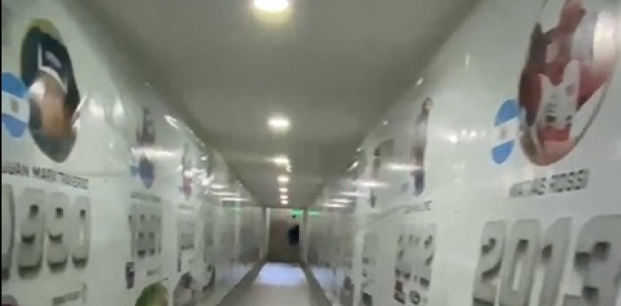 La decoración especial del túnel del Gálvez para los 200 km de Buenos Aires