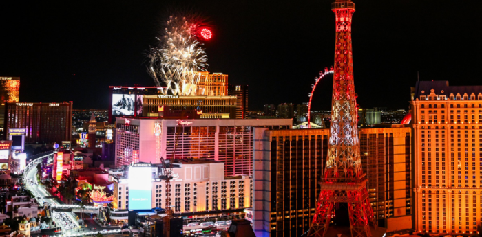 F1: ¡Luces fuera! Ya se largó la primera carrera en Las Vegas