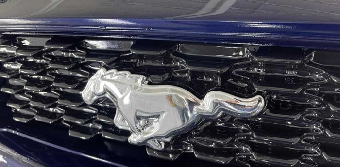 TC: así luce la trompa completa del primer Mustang