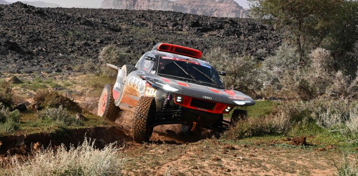 Dakar 2024: la intimidad del Audi RS Q e-tron de Carlos Sainz