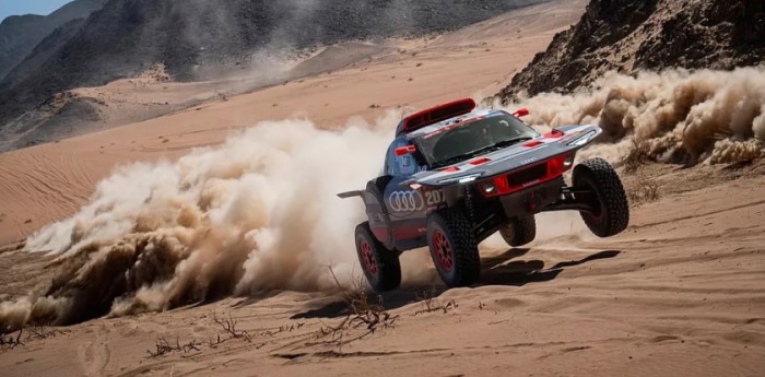 Dakar 2024: Ekström se quedó con la victoria y Sainz estiró la diferencia con Loeb en la general