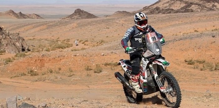 La emoción de Santi Rostan tras quedar a un paso de terminar su primer Dakar