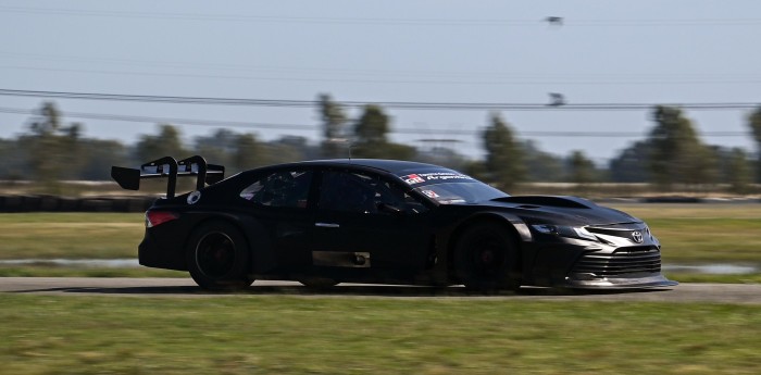 TC: así suena el nuevo Camry que usará Andrés Jakos