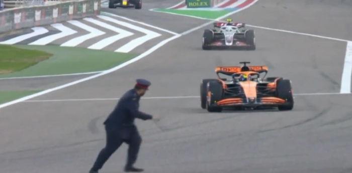 F1: ¡Qué peligro! Los autos salieron de boxes y había dos personas en la pista
