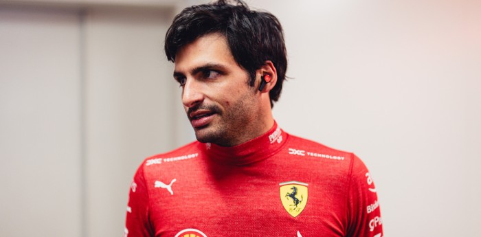 F1: Carlos Sainz, ¿Con un pie adentro de Mercedes para 2025?