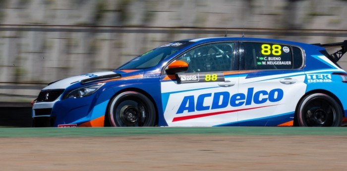 TCR South America: Caca Bueno apuntó contra Montenegro tras el accidente en Interlagos