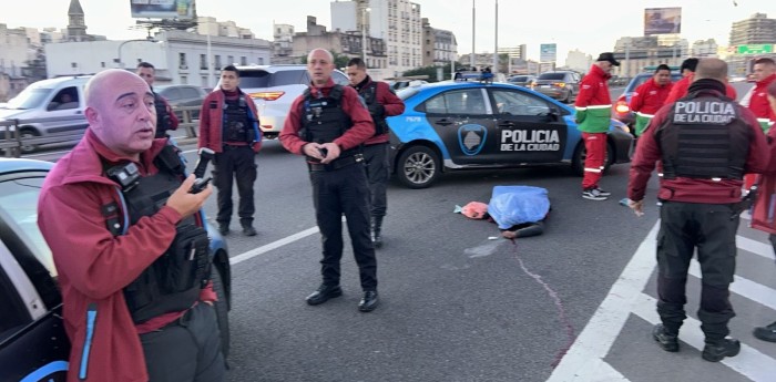 Un ladrón murió atropellado en la Autopista 9 de Julio