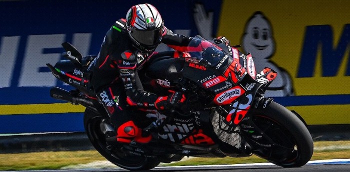 MotoGP: Bezzecchi se llevó un triunfo en las complicadas condiciones de Silverstone