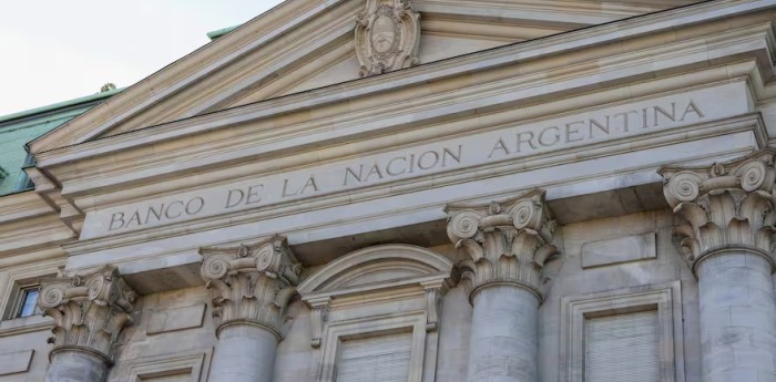 ¿Cuánto se paga por mes por el crédito de $1.000.000 en el Banco Nación y el Banco Provincia?