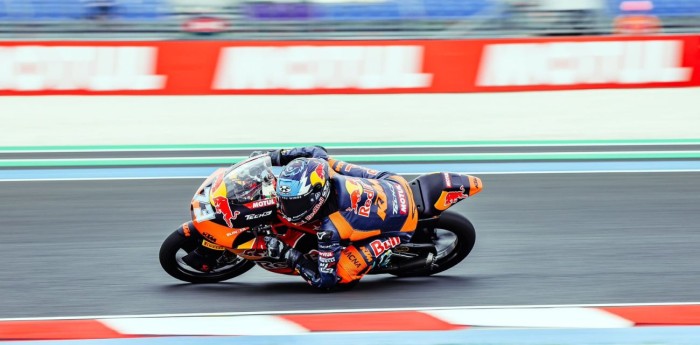 Moto3: Perrone finalizó segundo tras un final para el infarto en el GP de Hungría
