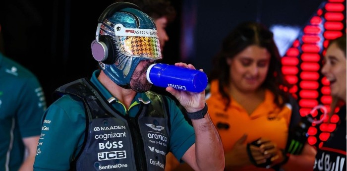 F1: ¡Sorprendió a todos! El sorprendente look de Fernando Alonso en el GP de México