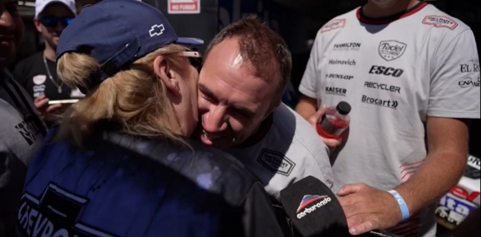TC: “Sos una buena persona”, el emotivo momento de Werner con una fanática de Chevrolet en Toay