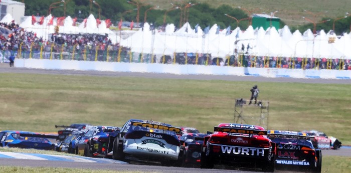 "Con una carrera de Turismo Carretera, yo llevo a un chico a correr un año entero a Europa"