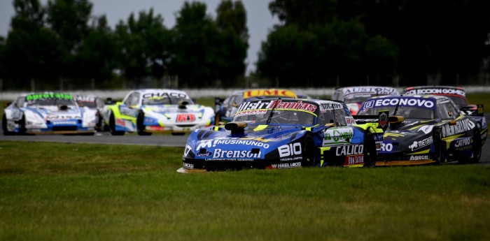 TC Mouras: Lucas Carabajal ganó y gritó campeón en La Plata