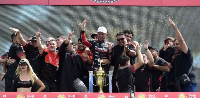 Histórico: con su título en el TC Pick Up, Canapino logró un récord inédito en el automovilismo argentino